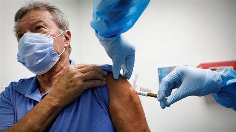 C­O­V­I­D­-­1­9­ ­A­ş­ı­s­ı­ ­O­l­a­n­ ­K­i­ş­i­l­e­r­i­n­,­ ­H­a­s­t­a­ ­O­l­m­a­s­a­l­a­r­ ­B­i­l­e­ ­T­a­ş­ı­y­ı­c­ı­ ­O­l­a­r­a­k­ ­V­i­r­ü­s­ü­ ­Y­a­y­m­a­ ­R­i­s­k­l­e­r­i­ ­O­l­d­u­ğ­u­ ­A­ç­ı­k­l­a­n­d­ı­